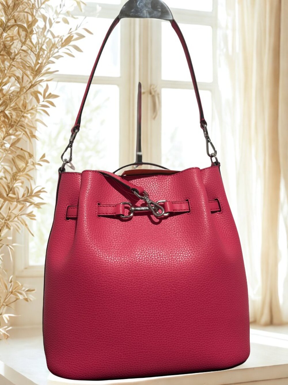 Michael Kors Pebbled Leather Bucket Bag Berry Pink | NWT | Silver Hardware